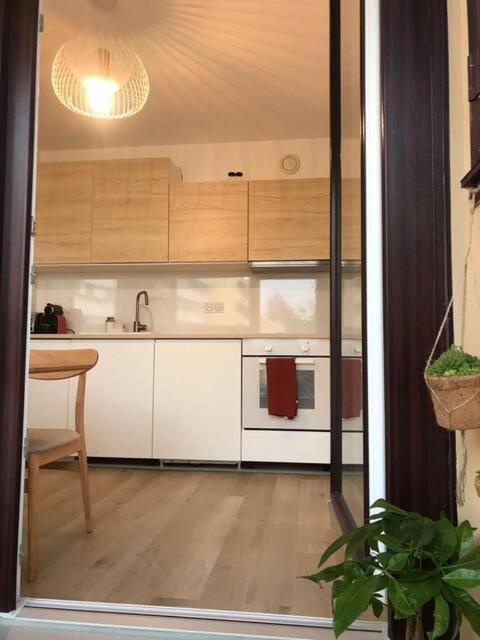 Renovated Flat With Loggia - Gare Part-Dieu 5Min ليون المظهر الخارجي الصورة